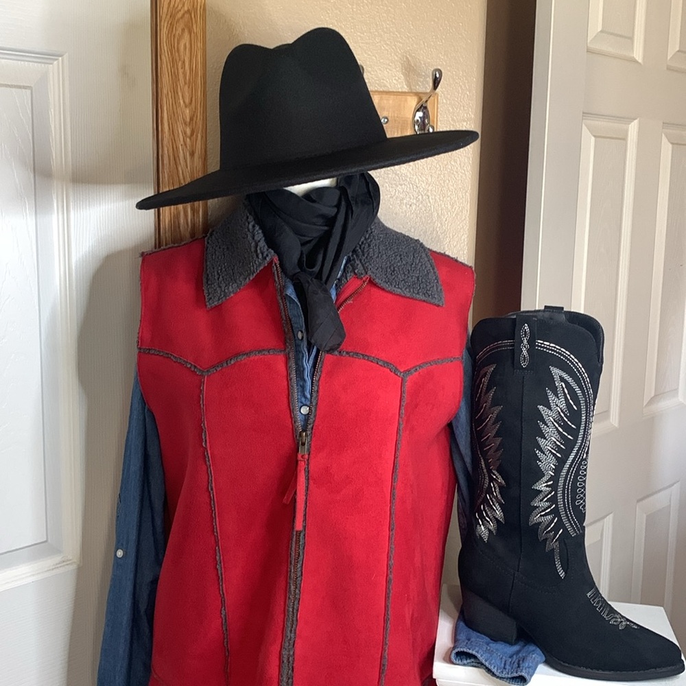Rough rider by‎ Circle T red and gray western vest EUC